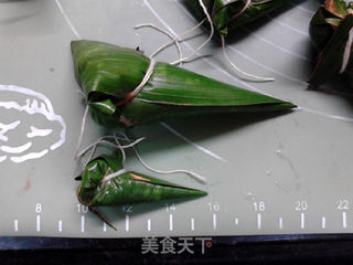 红豆花生玫瑰粽的做法步骤:16