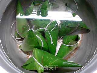 坛子肉红豆粽的做法步骤:18