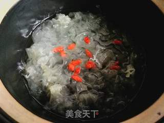 枸杞银耳羹的做法步骤:6