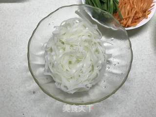 干炒牛河的做法步骤:3