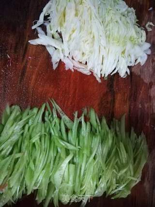 麻酱捞面的做法步骤：3
