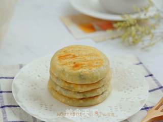 烫面韭菜鸡蛋馅饼的做法步骤:9