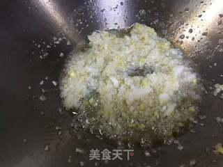 蒜蓉九节虾的做法步骤：3