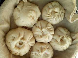 蒸菜:猪肉蛋黄包子的做法步骤:11