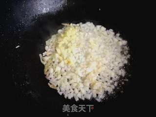 蒜蓉粉丝蒸虾的做法步骤:11