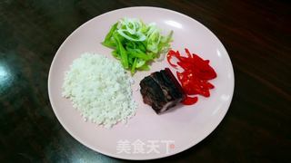 腊肉大葱香味飯的做法步骤：1