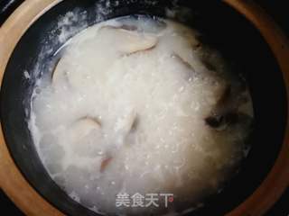 香菇豆苗大米粥的做法步骤:9