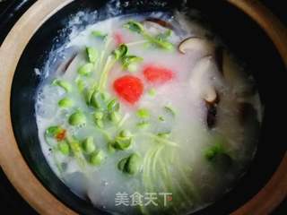 香菇豆苗大米粥的做法步骤:10