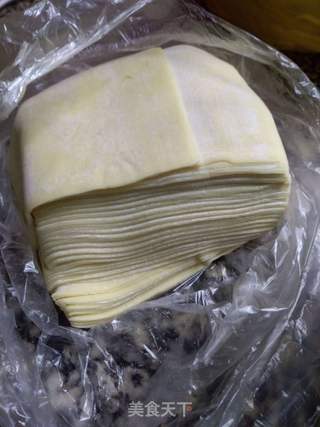 蒸韭菜馅馄饨的做法步骤:2