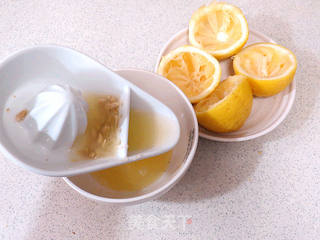 清新爽口多用途的抹酱【柠檬凝乳】的做法步骤:4