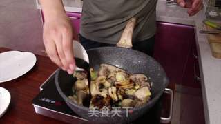 三杯鸡的做法步骤:5