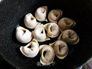 抱蛋馄饨的做法步骤:7