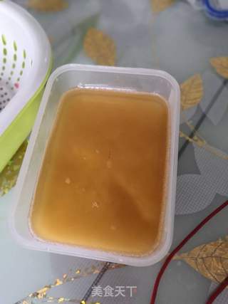 甜蜜小食~蜜渍杨梅的做法步骤:2