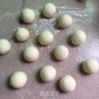 仿真香菇麻馅包的做法步骤:8