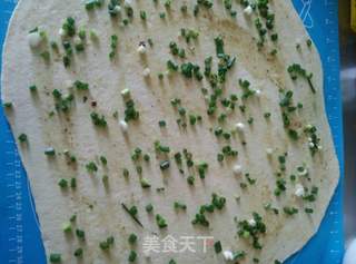 豆渣椒麻花卷的做法步骤:10