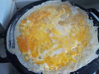煎饼果子的做法步骤:10