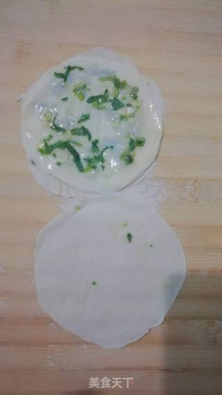 美味葱油饼的做法步骤:3