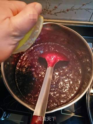 酸酸甜甜我最爱?自制蓝莓酱的做法步骤:3