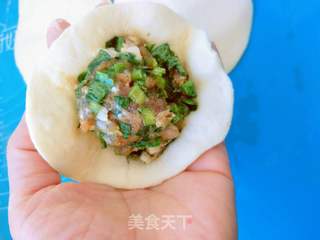 芹菜猪肉包子的做法步骤:6