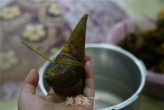 黑米红豆蜜枣粽的做法步骤:6