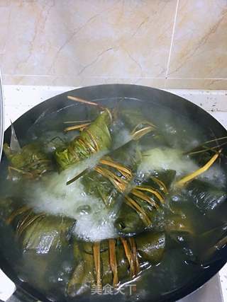 好吃不腻~咸肉粽的做法步骤:5