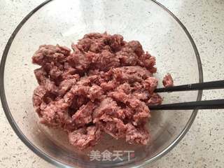 白菜牛肉包的做法步骤：1