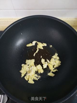腊肠炒饭的做法步骤:4