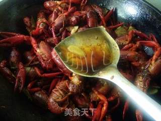 香辣小龙虾的做法步骤:11