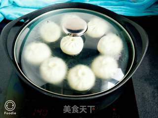 生煎芹菜猪肉包的做法步骤:7