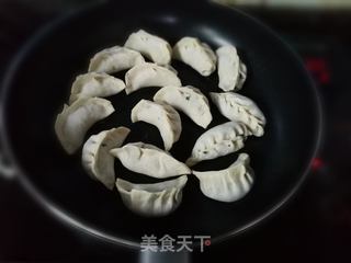 韭菜猪肉饺子的做法步骤:11