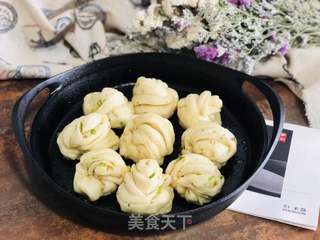 生煎花卷的做法步骤:20