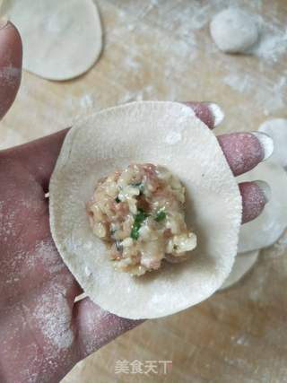 鲜虾水饺的做法步骤:11