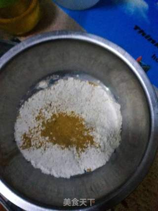 鸡蛋灌饼的做法步骤：3