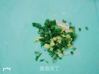 鸡蛋灌饼的做法步骤:11