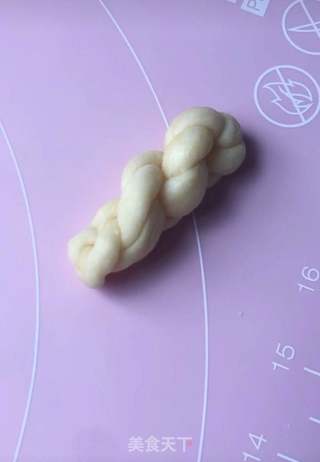 挂霜麻花的做法步骤:12