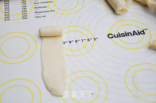 蛋黄酥的做法步骤:9