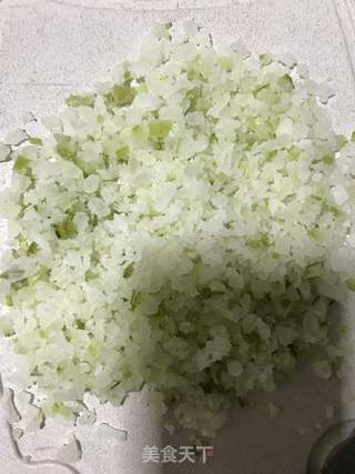 麦香冬瓜册包子的做法步骤:3