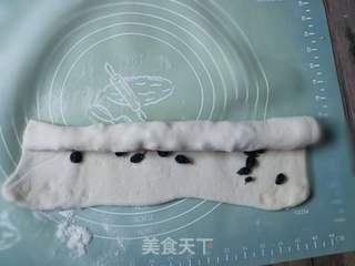 葡萄干馒头卷的做法步骤:11