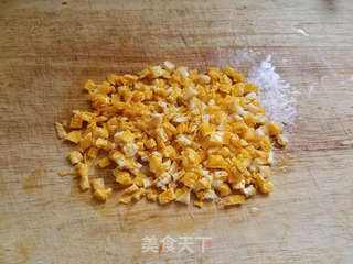 芥蓝火腿蛋炒饭的做法步骤:5