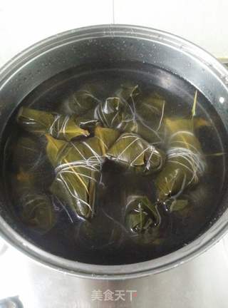 腊肉粽的做法步骤:12
