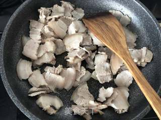 回锅肉的做法步骤:4