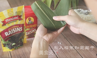 加州葡萄干粽子的做法步骤:7