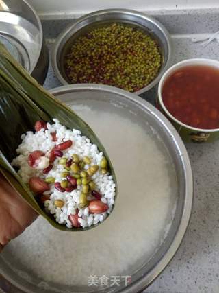 花生杂豆粽子的做法步骤:3