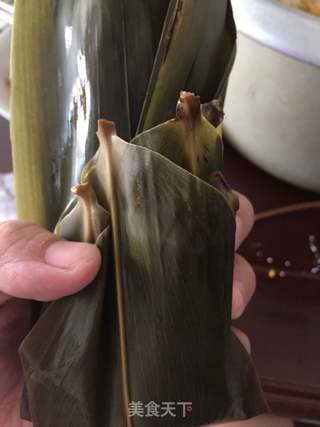 端午节裹粽子的做法步骤:5