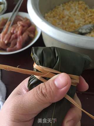 端午节裹粽子的做法步骤:7