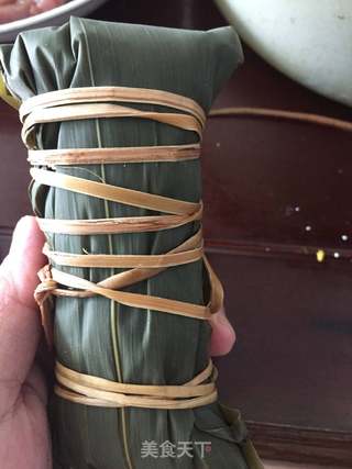 端午节裹粽子的做法步骤:8