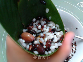 两仪粽子的做法步骤:10