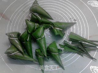 两仪粽子的做法步骤:13
