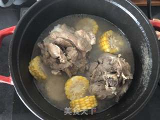 大骨头汤的做法步骤：4