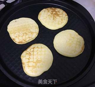 奶香玉米饼的做法步骤：4
